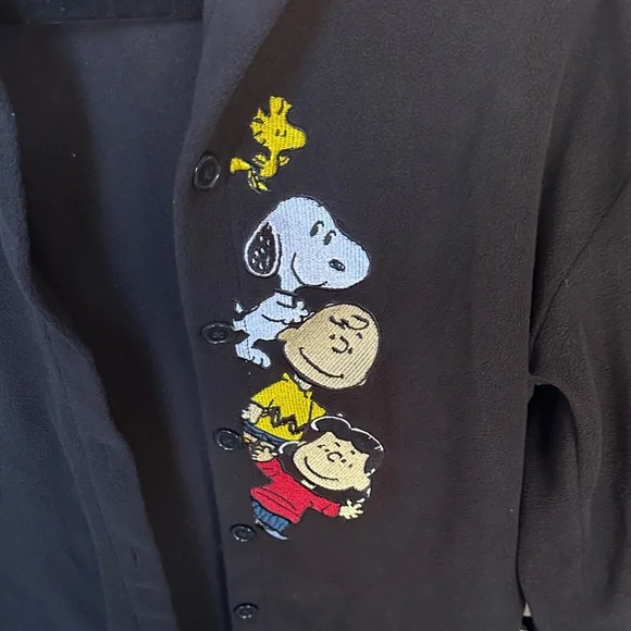 Peanuts Black Button Down Shirt sz small - Picture 4 of 6